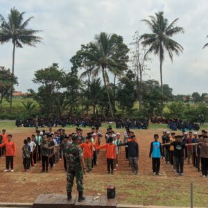 Pelatihan Baris Berbaris bersama TNI